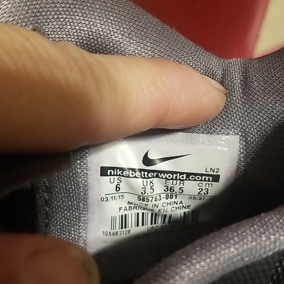 Nike Zoom Volleyball selected athletic shoes - Picture 4 of 5